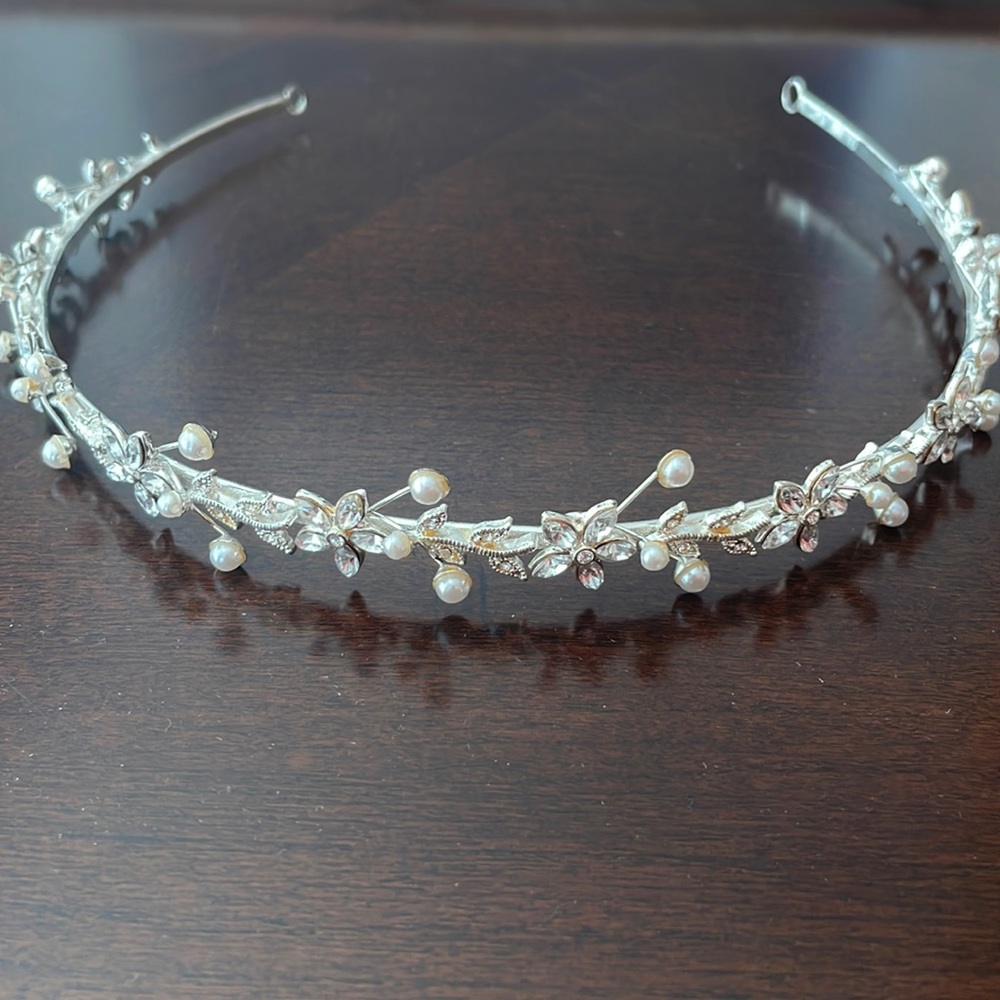 Silver & pearl tiara